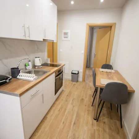 Alstays Center No 4